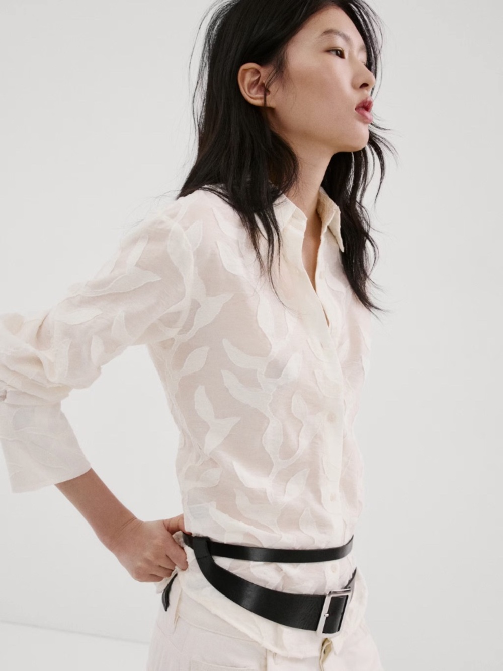 Mango Floral Embroidery Blouse 8/L